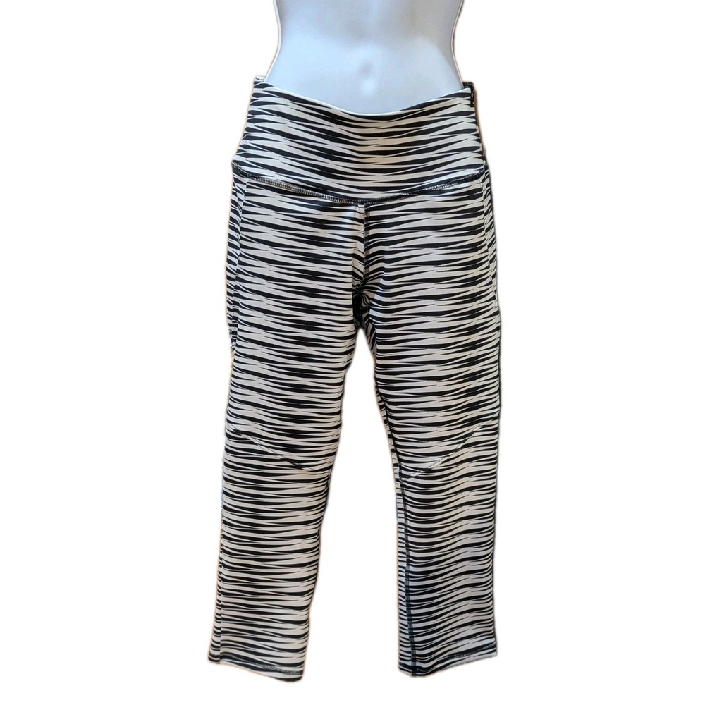 Satva Black & White Zebra Print Workout Compression Leggings Geometric Size‎ L